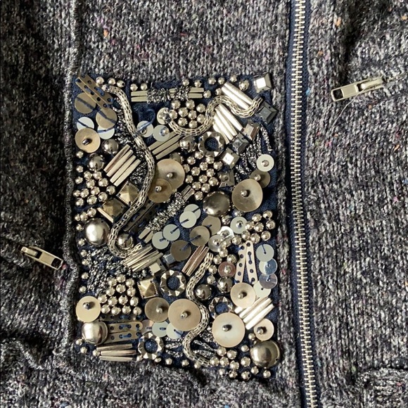 Sweater - Picture 2 of 5